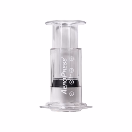 AeroPress Clear kahvinkeitin kolmessa värissä