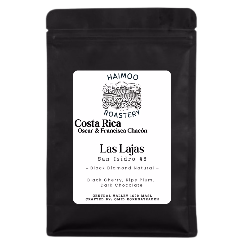 Costa Rica Las Lajas Finca Los Angeles -erikoiskahvi, jonka makuprofiilissa on mustaa kirsikkaa, luumua, colaa ja tummaa suklaata. Black Diamond Natural -prosessoidun kahvin tyylikäs tuotepakkaus.