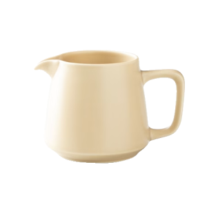 ORIGAMI Aroma Server 200ml matt beige keraaminen kaatoastia valkoisella taustalla